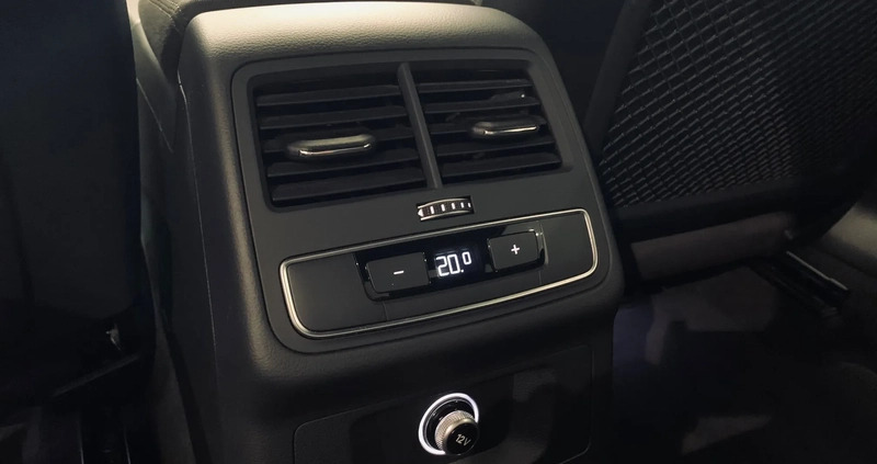 Audi A4 cena 144900 przebieg: 24657, rok produkcji 2020 z Pułtusk małe 379